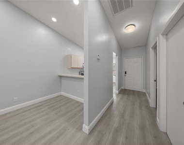 10441 Sw 85th Court - Photo Thumbnail 5