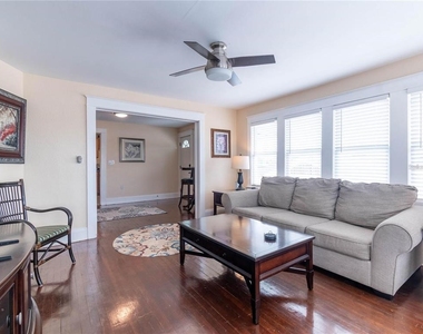 103 E Mohawk Avenue - Photo Thumbnail 7