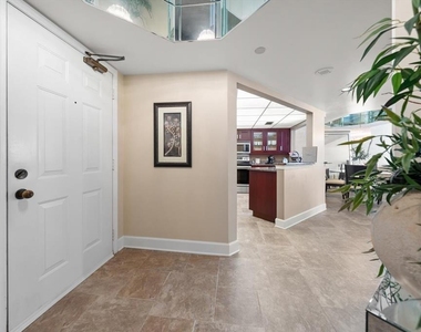 1310 Gulf Boulevard - Photo Thumbnail 3