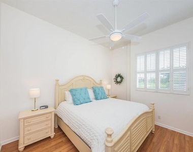 6059 Bahia Del Mar Boulevard - Photo Thumbnail 11