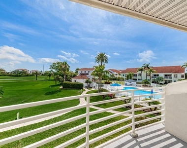 6059 Bahia Del Mar Boulevard - Photo Thumbnail 1