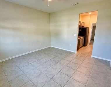 4526 Tahoe Circle - Photo Thumbnail 3