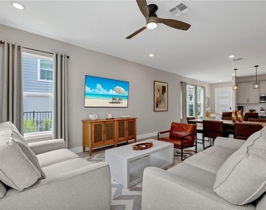 7833 Spectrum Drive - Photo Thumbnail 18