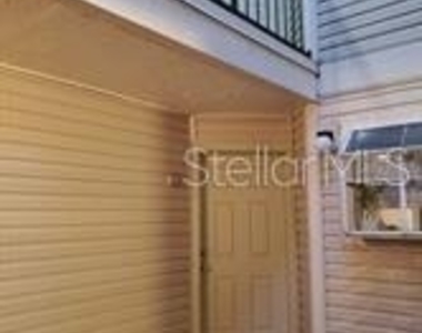 1948 Lake Atriums Circle - Photo Thumbnail 7