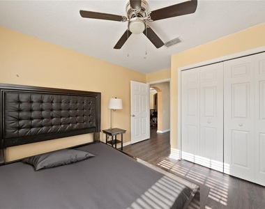 3930 Southpointe Drive - Photo Thumbnail 22