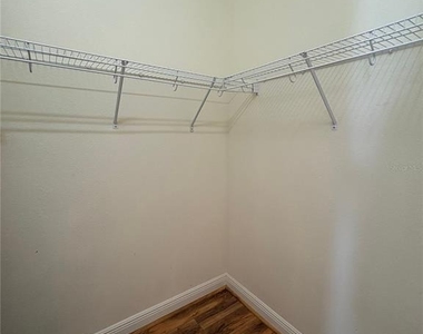 898 San Raphael Street - Photo Thumbnail 18