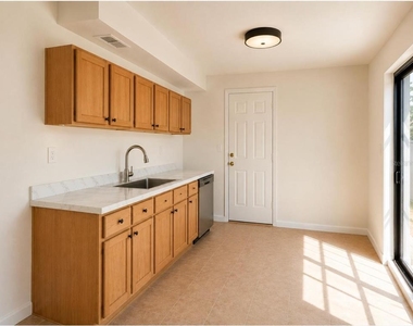 301 Clark Street - Photo Thumbnail 5