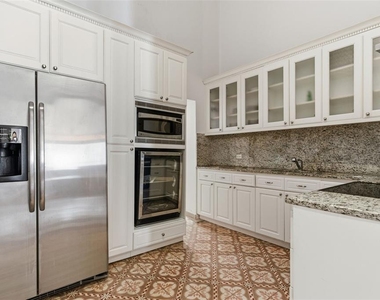 65 Calle San Francisco - Photo Thumbnail 26