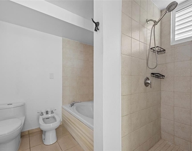 576 Ave. Arterial B, Coliseum Tower - Photo Thumbnail 18