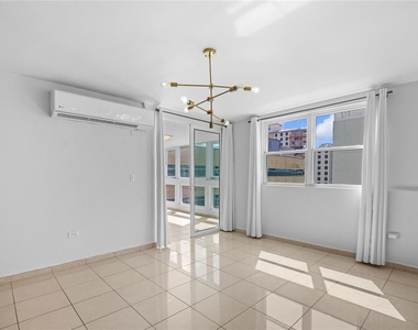 576 Ave. Arterial B, Coliseum Tower - Photo Thumbnail 9