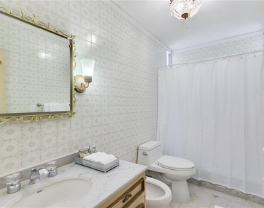 800 Ashford Avenue - Photo Thumbnail 18