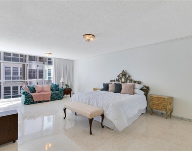 800 Ashford Avenue - Photo Thumbnail 23