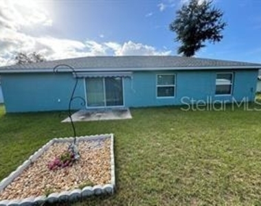 226 Oak Circle - Photo Thumbnail 14