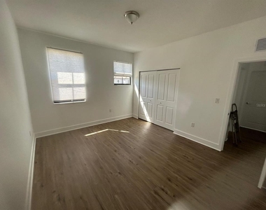 5525 Agostino Way - Photo Thumbnail 21