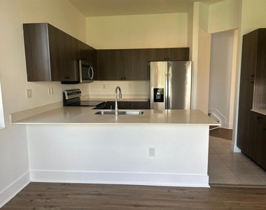 5525 Agostino Way - Photo Thumbnail 8