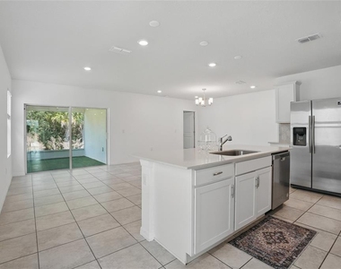 5079 Royal Point Avenue - Photo Thumbnail 35