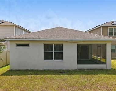 5079 Royal Point Avenue - Photo Thumbnail 9