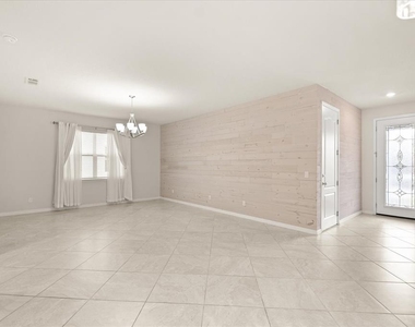 5192 Chickadee Street - Photo Thumbnail 5