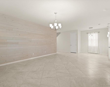 5192 Chickadee Street - Photo Thumbnail 7
