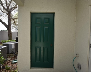 10832 Savannah Wood Drive - Photo Thumbnail 27