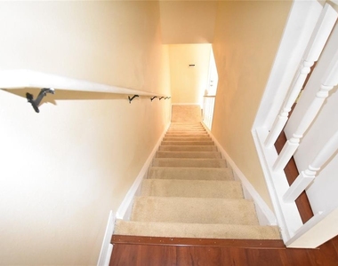 10832 Savannah Wood Drive - Photo Thumbnail 2