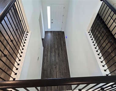 18410 Blue Heron Circle - Photo Thumbnail 36