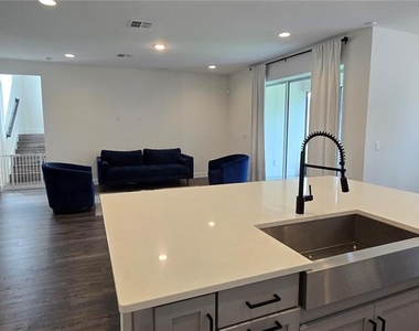 18410 Blue Heron Circle - Photo Thumbnail 18