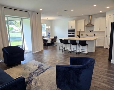 18410 Blue Heron Circle - Photo Thumbnail 20