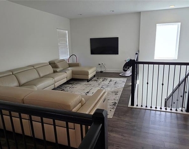 18410 Blue Heron Circle - Photo Thumbnail 38