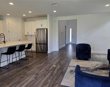 18410 Blue Heron Circle - Photo Thumbnail 25