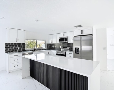 9920 San Mateo Way - Photo Thumbnail 19