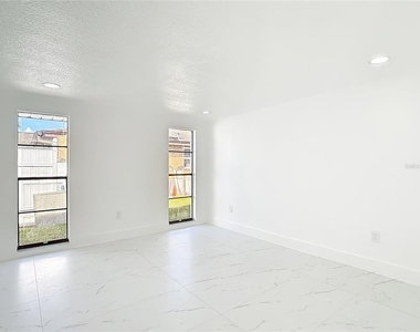 9920 San Mateo Way - Photo Thumbnail 22