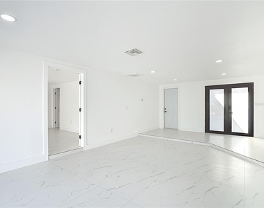 9920 San Mateo Way - Photo Thumbnail 11