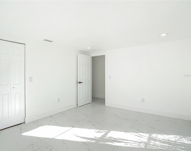 9920 San Mateo Way - Photo Thumbnail 30