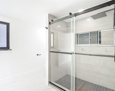 9920 San Mateo Way - Photo Thumbnail 39