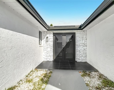9920 San Mateo Way - Photo Thumbnail 7