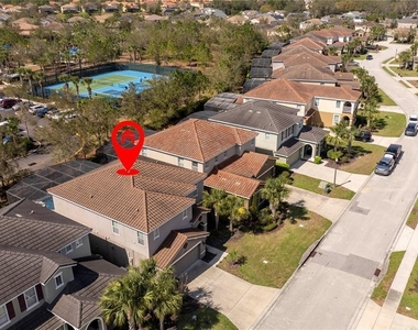 5251 Wildwood Way - Photo Thumbnail 2