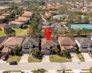 5251 Wildwood Way - Photo Thumbnail 3