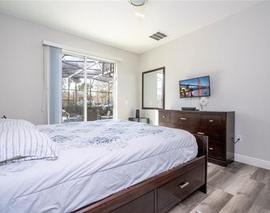 5251 Wildwood Way - Photo Thumbnail 19
