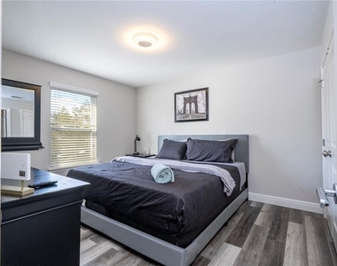5251 Wildwood Way - Photo Thumbnail 32