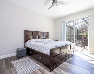 5251 Wildwood Way - Photo Thumbnail 18