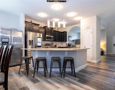 5251 Wildwood Way - Photo Thumbnail 12