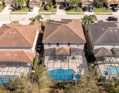 5251 Wildwood Way - Photo Thumbnail 4