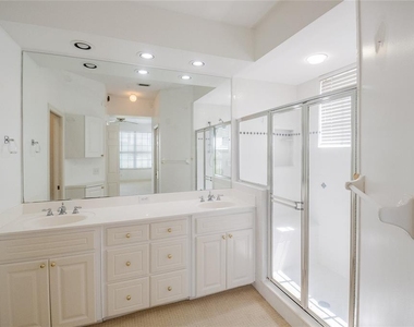 447 Enclave Place - Photo Thumbnail 21