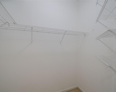 447 Enclave Place - Photo Thumbnail 24