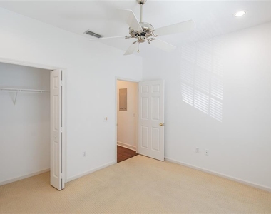 447 Enclave Place - Photo Thumbnail 29