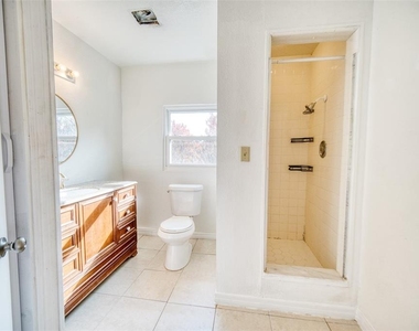 2317 Harris Street - Photo Thumbnail 12