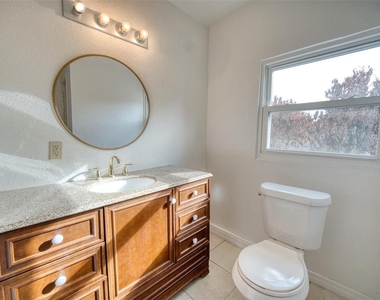 2317 Harris Street - Photo Thumbnail 10