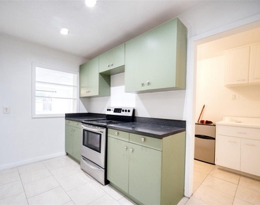 2317 Harris Street - Photo Thumbnail 22