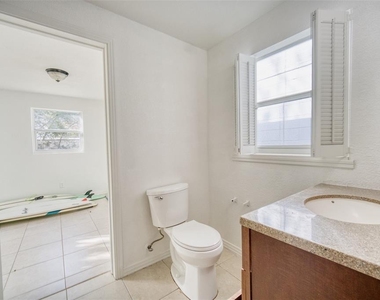 2317 Harris Street - Photo Thumbnail 29